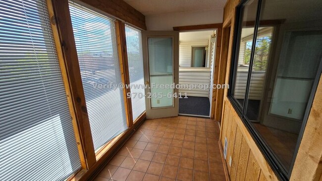 Photo - 558 1/2 Garfield Drive Unit 4