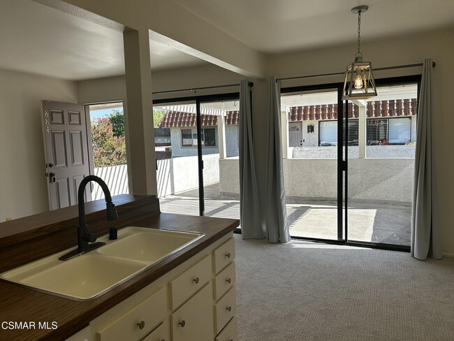 Photo - 2448 Instone Ct