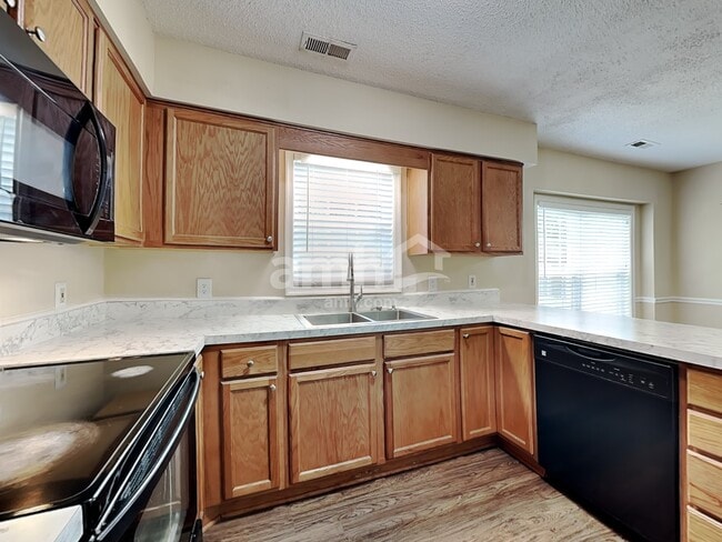 Photo - 4404 Garden Club St