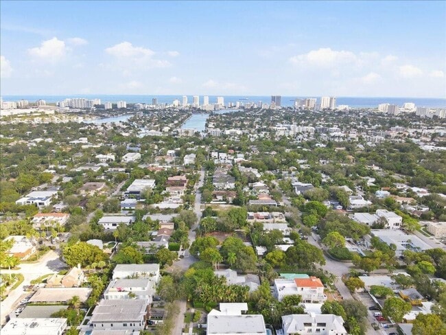 Photo - 459 NE 15th Ave