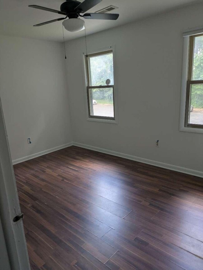 Photo - 5281 Daffodil Dr