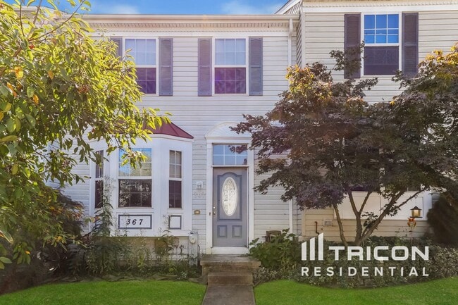 Building Photo - 367 Woodland Green Ct