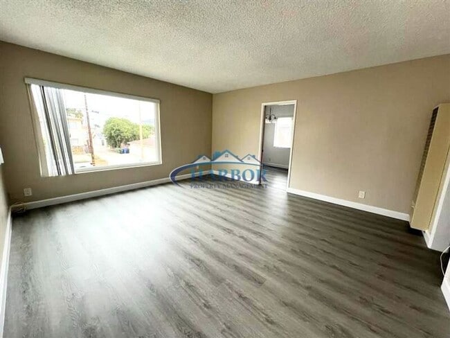 Photo - 32303 Phantom Dr