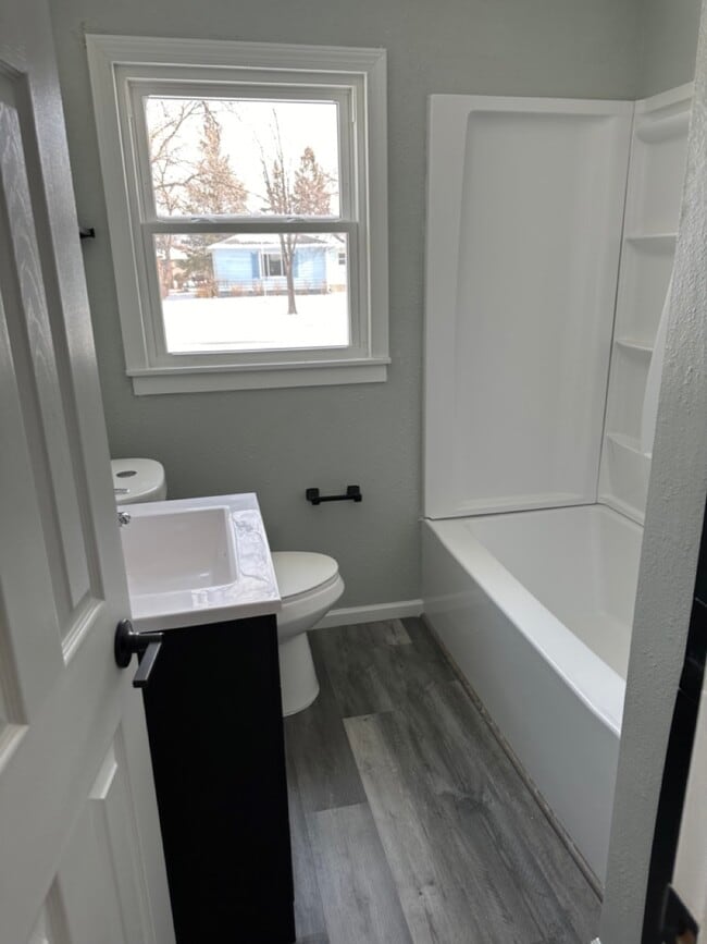 Photo - 1305 5th St S