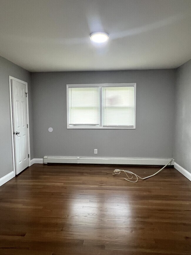456 Ralph Ave House House Rental in Central Islip, NY