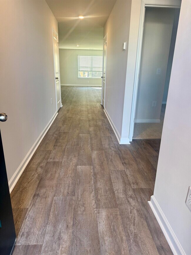 Photo - 390 Acosta Cir