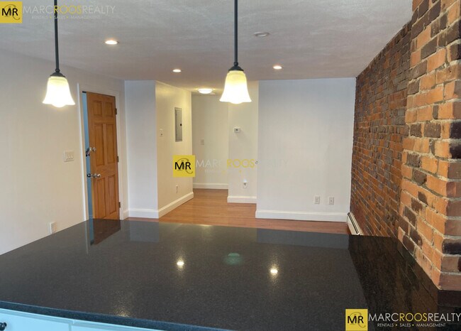 Photo - 349 Sumner St Unidad 2