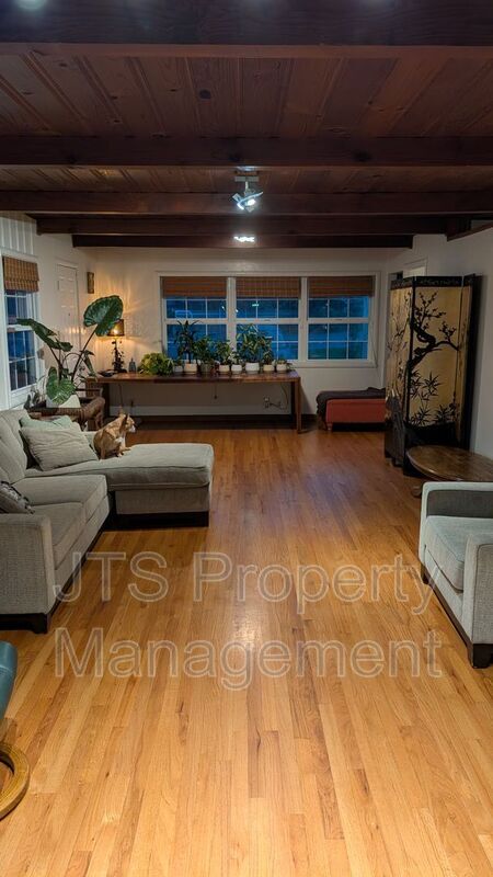 Building Photo - 3107 Del Paso Blvd