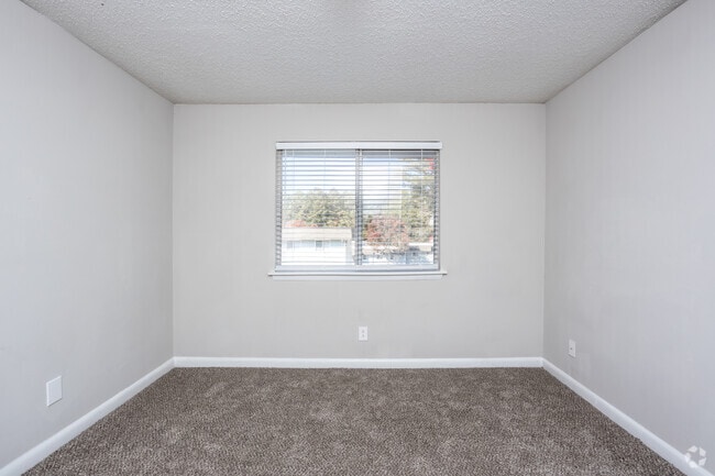 2HAB, 2BA - 900 ft² - 33 Ninety Apartments