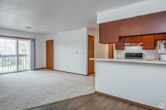 3BR, 1BA - 1,031SF - Dining Room