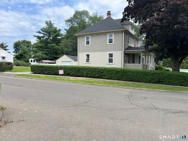 Photo - 336 Park St