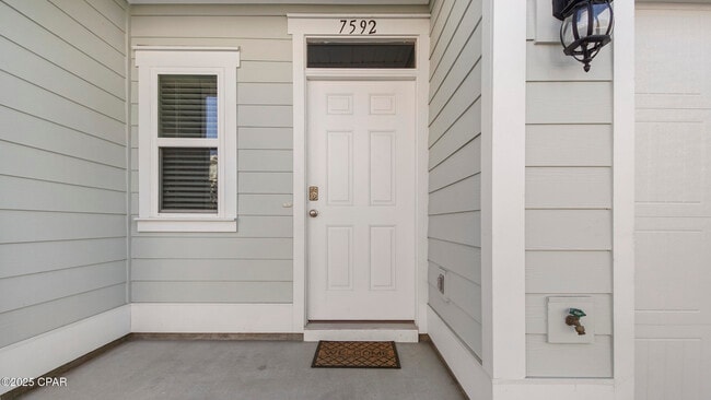 Photo - 7592 Shadow Lake Dr