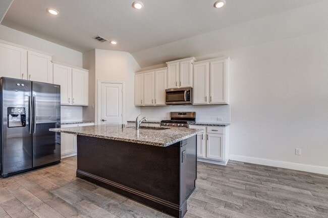 Photo - 6224 Cheshire St