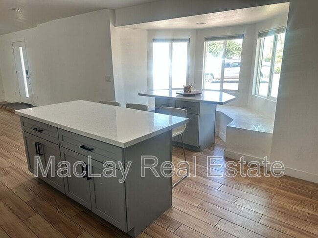 Photo - 1703 W Lane Ave