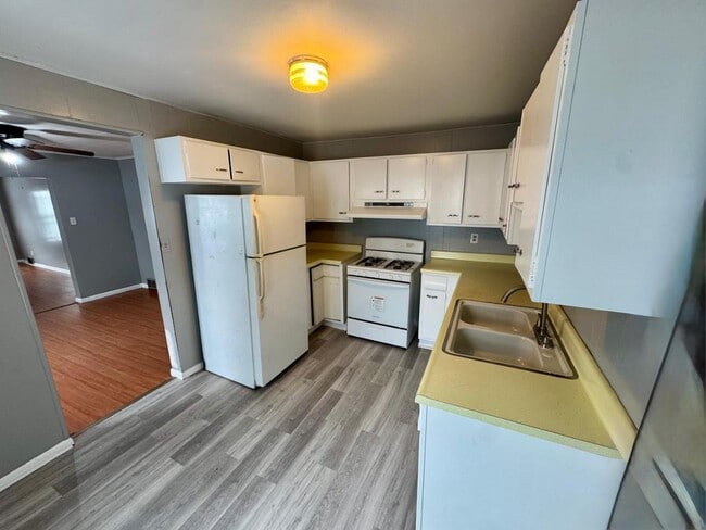 Photo - 213 Fletcher Ave