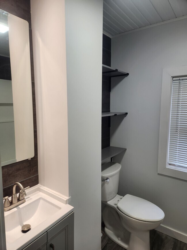 Photo - 29 Emerson St Unit 1st floor