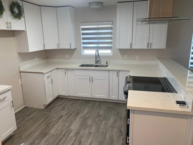 Building Photo - 9400 4th Ave