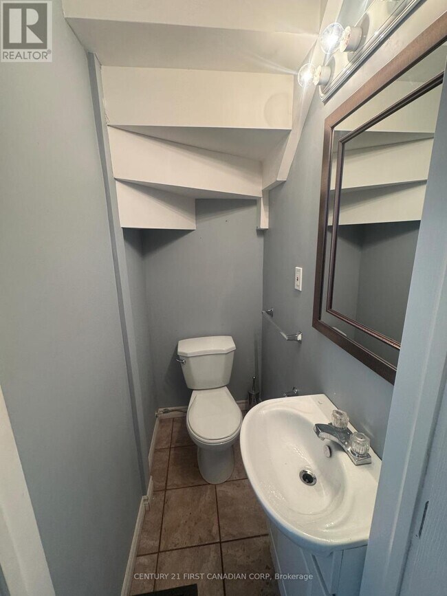 Photo - 28 OXFORD St Unité A