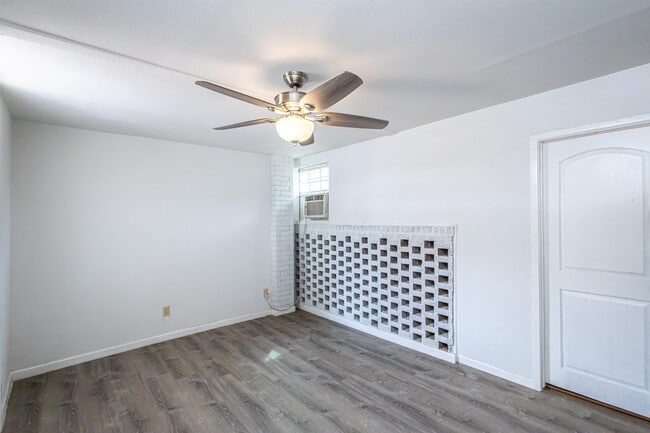 Photo - 1420 Corpus Christi St Unit 3