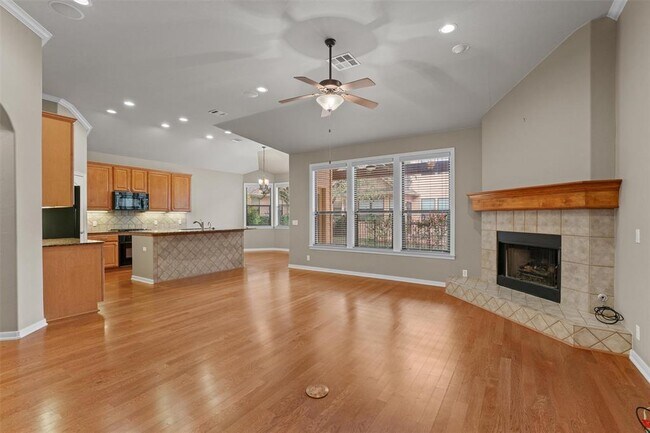 Photo - 4220 John's Light Dr