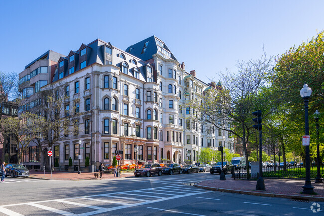 Primary - The Vendome Apartments