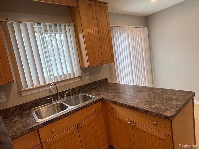 Photo - 416 E Bernhard Ave