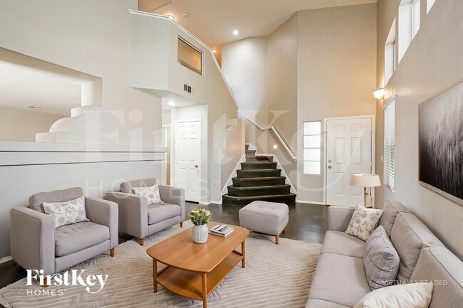 Photo - 9947 Pioneer Ave