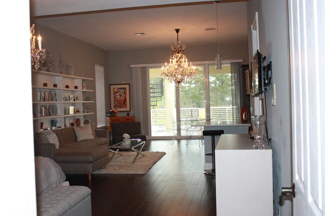 Photo - 5862 Homeland Rd