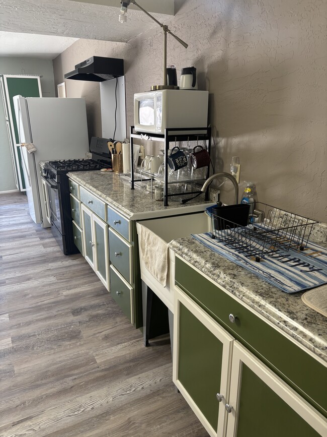 Building Photo - 370 Arroyo Pinon Dr Rental