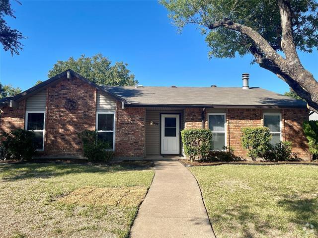 Building Photo - 300 Willow Springs Dr Rental