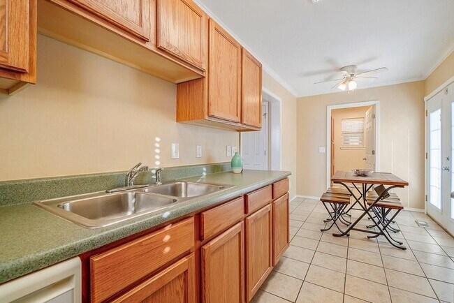 Photo - 324 Belmont Dr