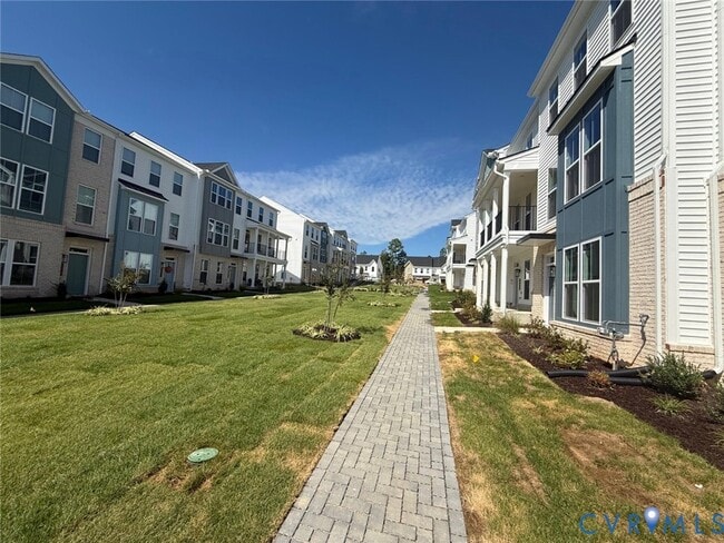 Photo - 15339 Sunray Aly