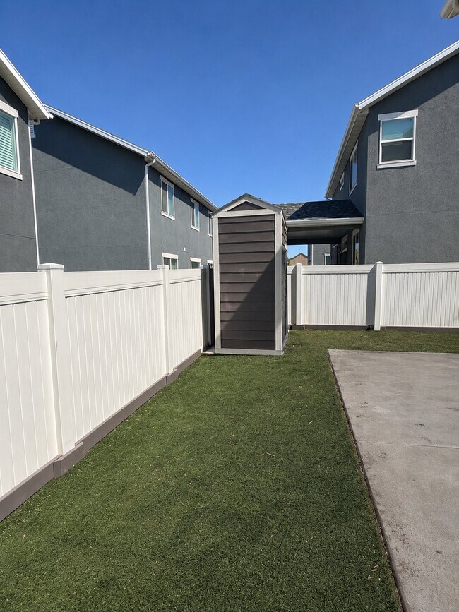 Photo - 3865 S 2935 W