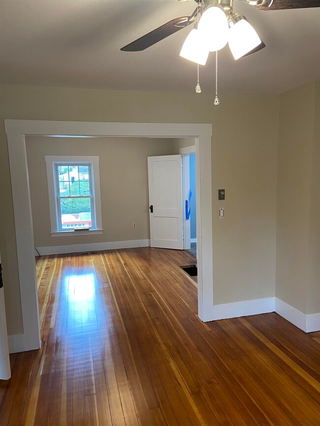 Photo - 1354 River Rd