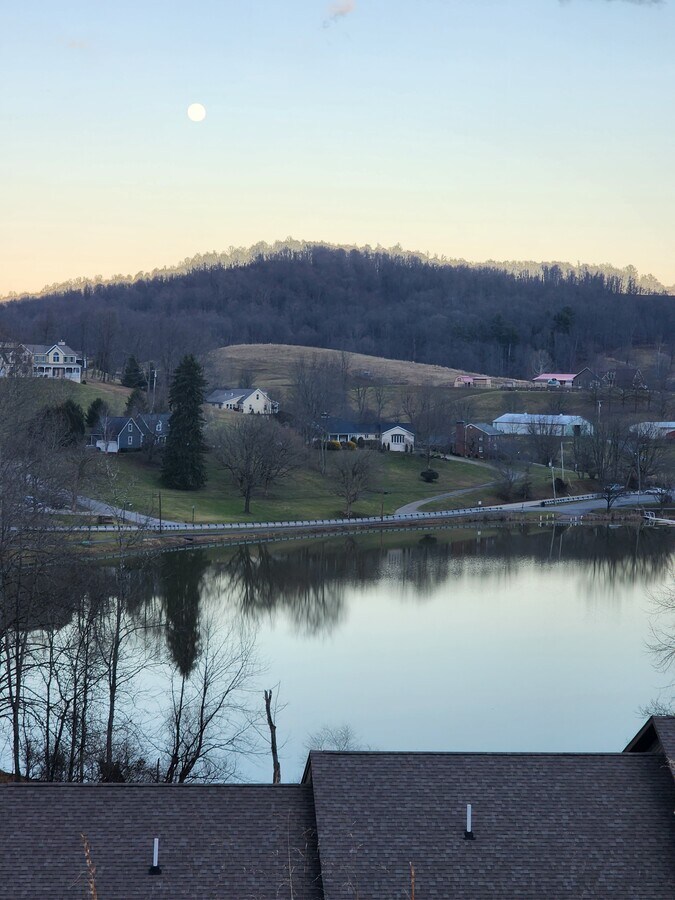 Photo - 157 Timberbrook Ln