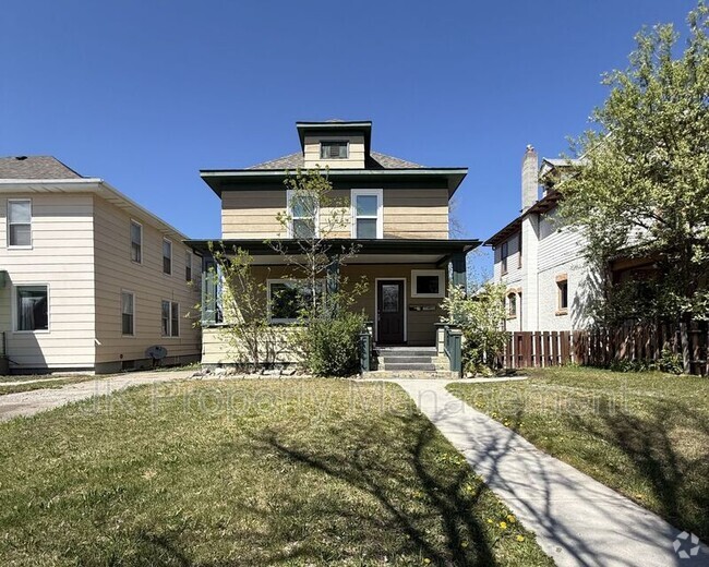 Building Photo - 913 5th Ave N Rental