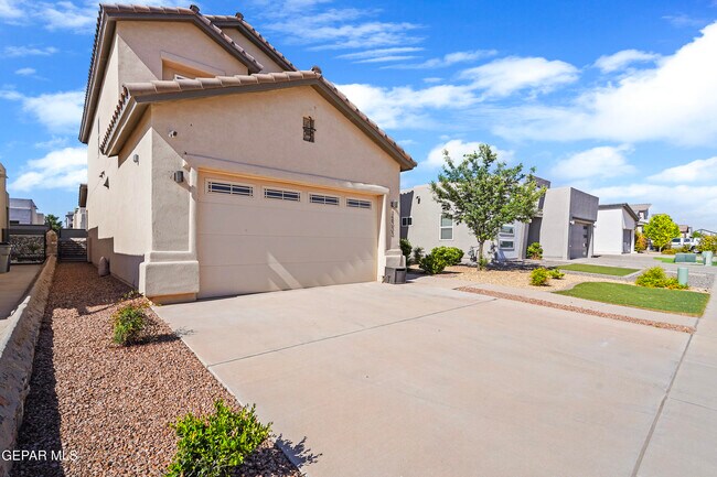 Photo - 12333 Desert Dove Ave