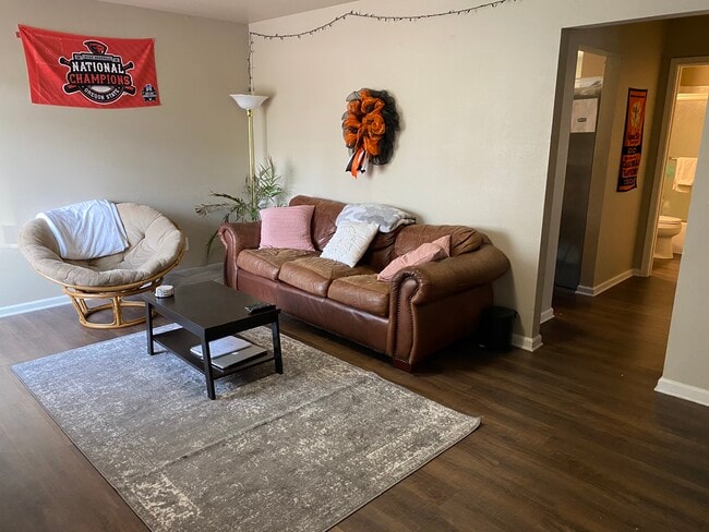 Photo - 1115 SW 26th St