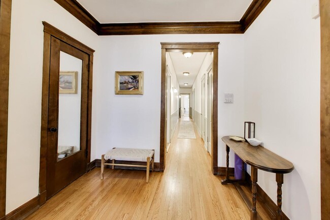 Photo - 433 W Melrose St Unidad 1