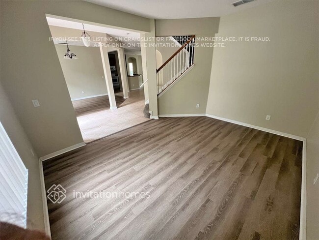 Photo - 627 Errol Pkwy