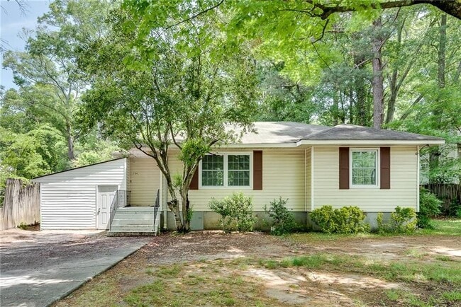 Photo - 2314 Woodside Way