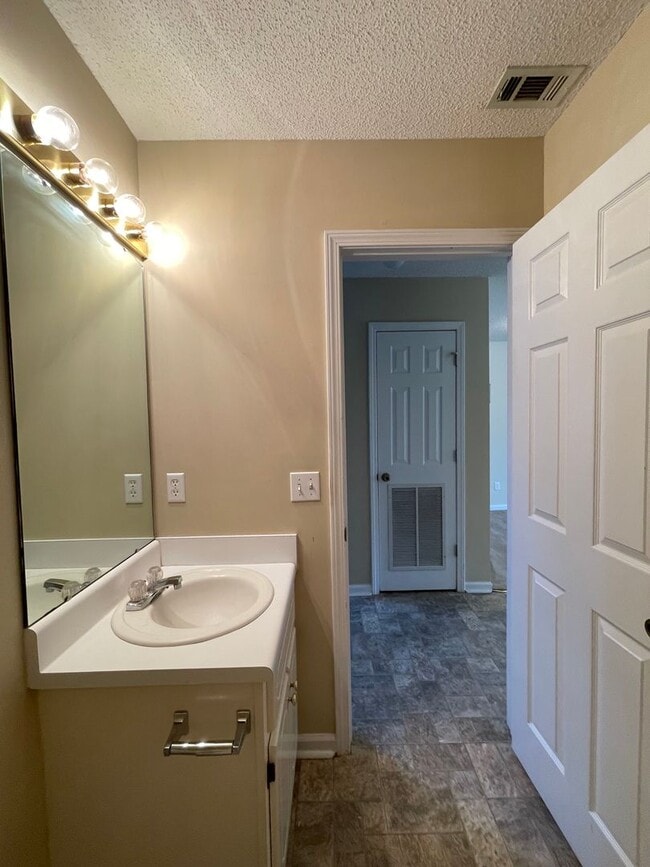 Photo - Foxhill Commons