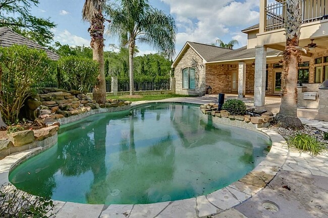 58 Lake Rd