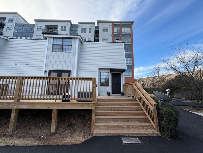 Building Photo - Shady Glenn Condo Unit 251- B