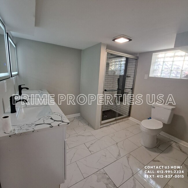 Photo - 223 Columbia Dr