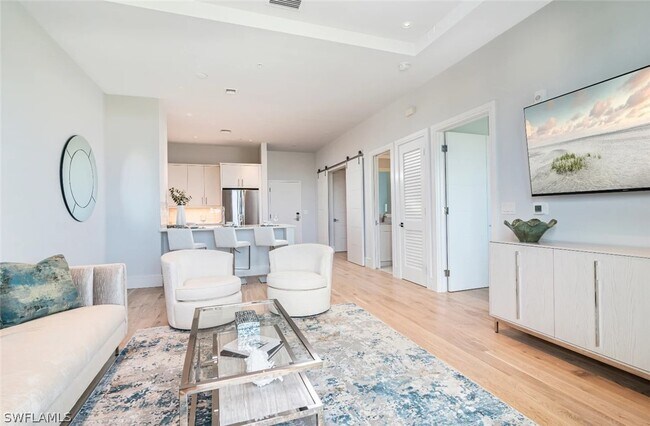 Photo - 101 8th St S Unidad 304