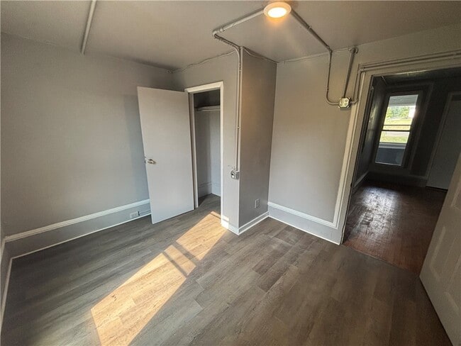 Building Photo - 1104 Caton Bypass Rd