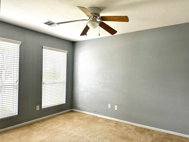 Building Photo - 16763 N Blue Jay Dr