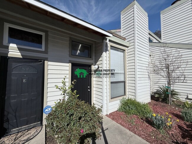 Photo - 1608 Hood Rd