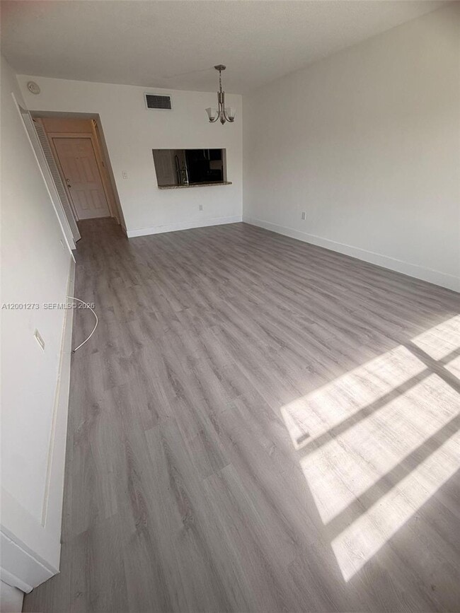 Photo - 20111 NE 27th Ct Unit K102